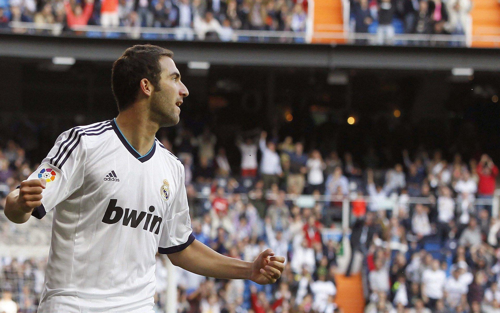 亚冠联赛激战正酣 中超豪门展现强劲竞争力